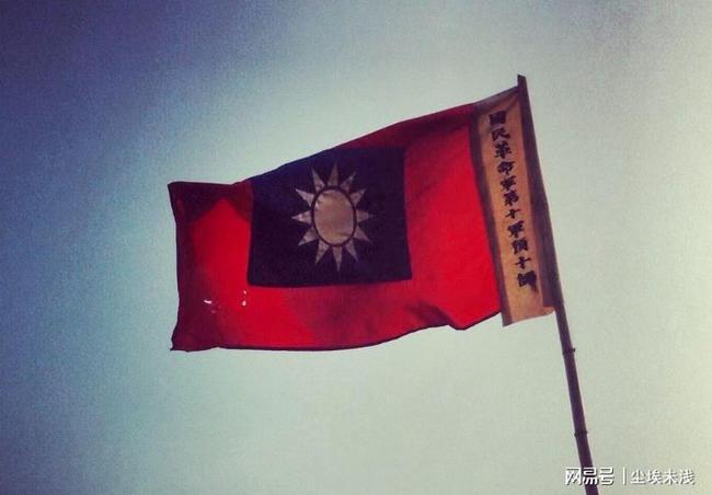 虽然陈子龙很努力，却生不逢时，最终以投河的方法结束自己的生命