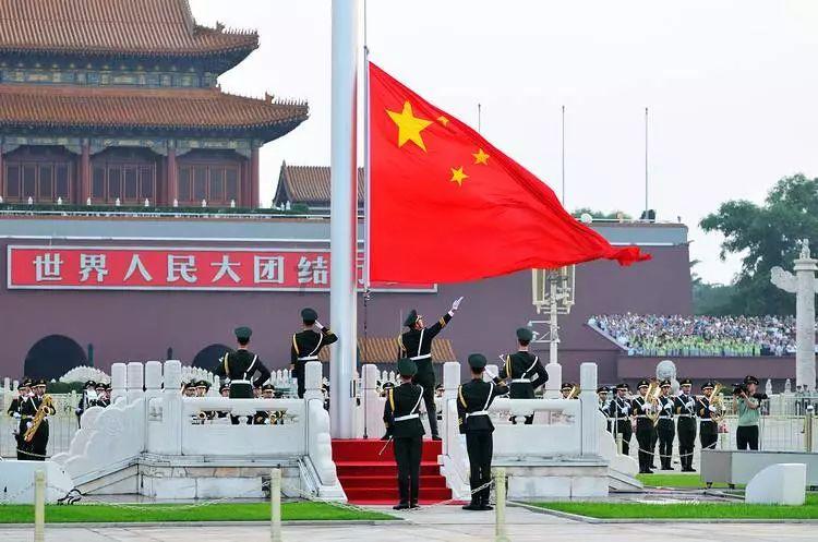 闺蜜的时尚对决