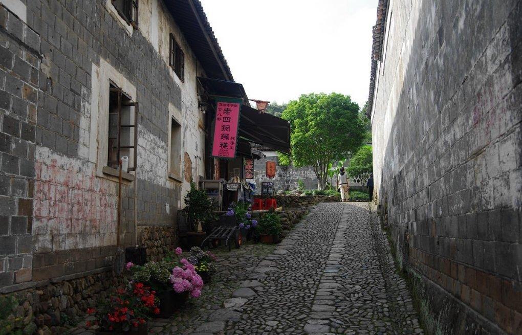 疫情下的西安：市图书馆挖出古墓，这十三朝古都底蕴究竟有多深？游戏画面