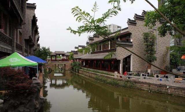 大连站打车到沙河口区黄河路店和颐酒店多少钱?